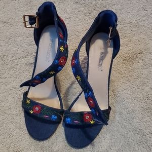 Chunky heel Jean sandal